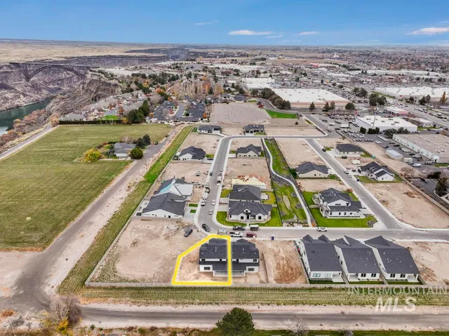 $595,000 | 547 Cyn Fls Drive, Twin Falls, ID 83301