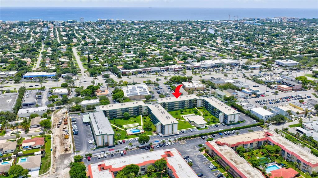 808 Southeast 7th Street, Unit 105B Deerfield Beach, FL 33441 - Photo 40 of 43 an aerial view of multiple house