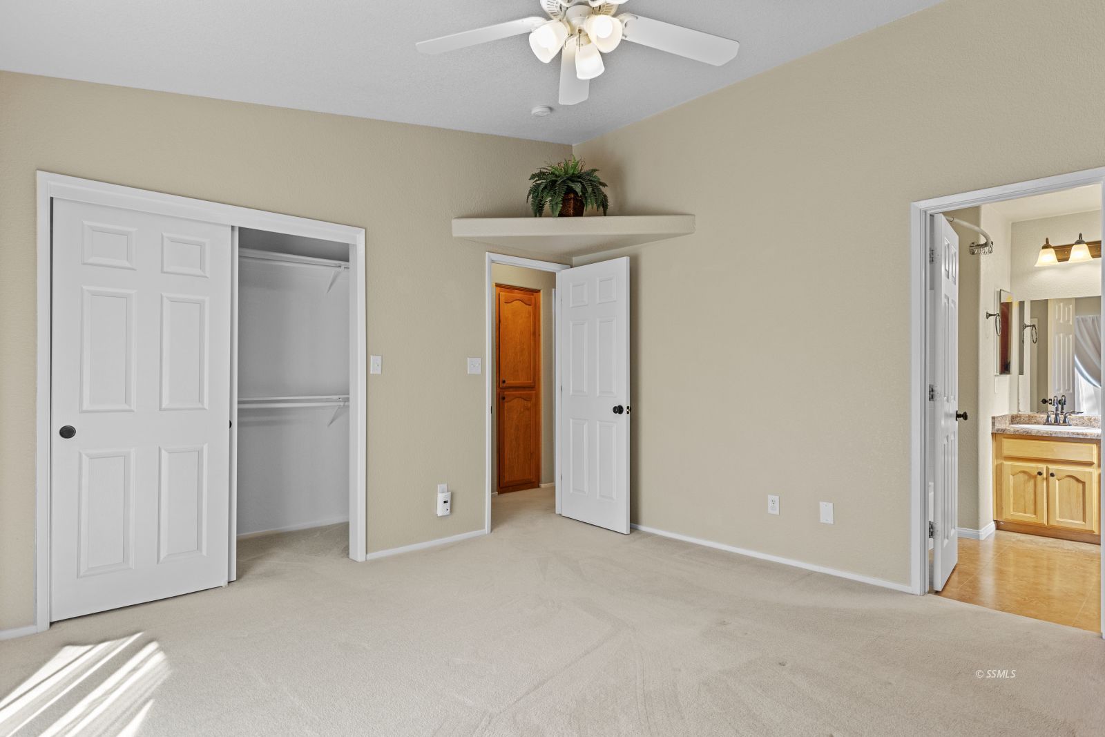 571 South Alvord Street Ridgecrest, CA 93555 - Photo 17 of 31 Gallery Image 17