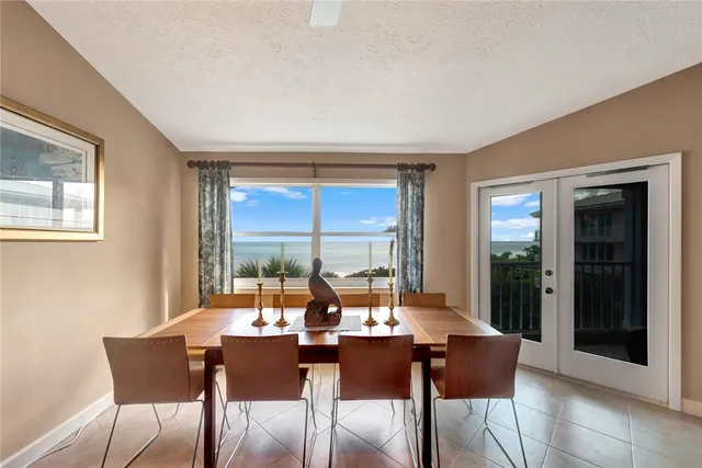 $9,000 | 8880 North Sea Oaks Way, Unit 307, Vero Beach, FL 32963