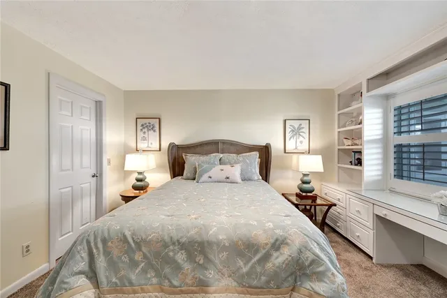 $9,000 | 8880 North Sea Oaks Way, Unit 307, Vero Beach, FL 32963