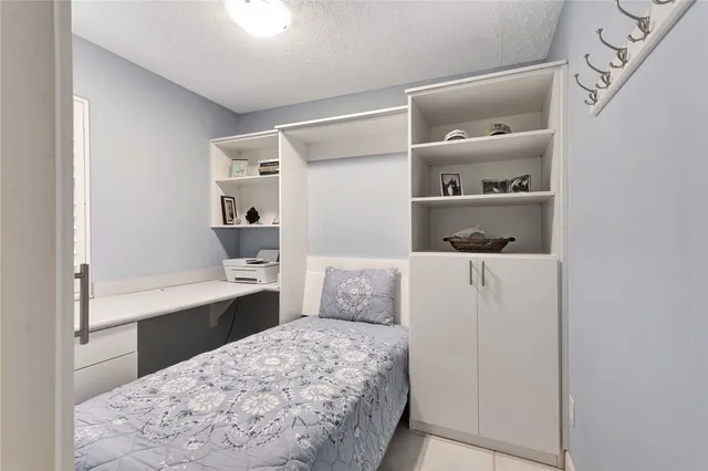 $9,000 | 8880 North Sea Oaks Way, Unit 307, Vero Beach, FL 32963