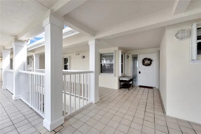 $9,000 | 8880 North Sea Oaks Way, Unit 307, Vero Beach, FL 32963