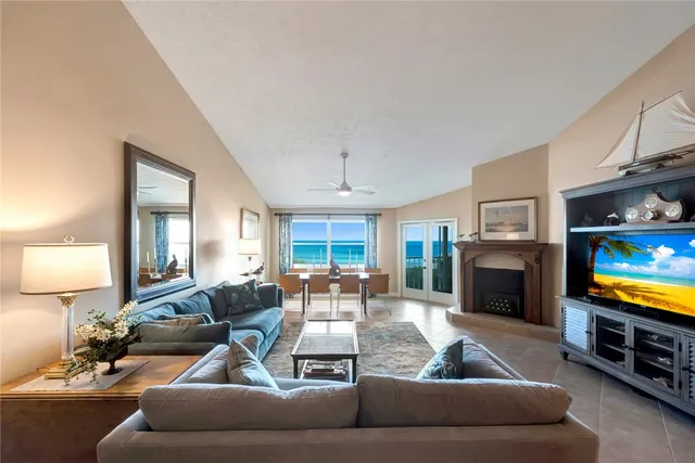 $9,000 | 8880 North Sea Oaks Way, Unit 307, Vero Beach, FL 32963