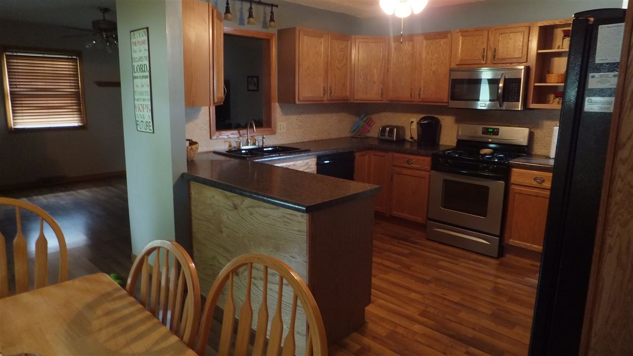 211 South View Drive Rochelle, IL 61068 - Photo 16 of 23 Gallery Image 16