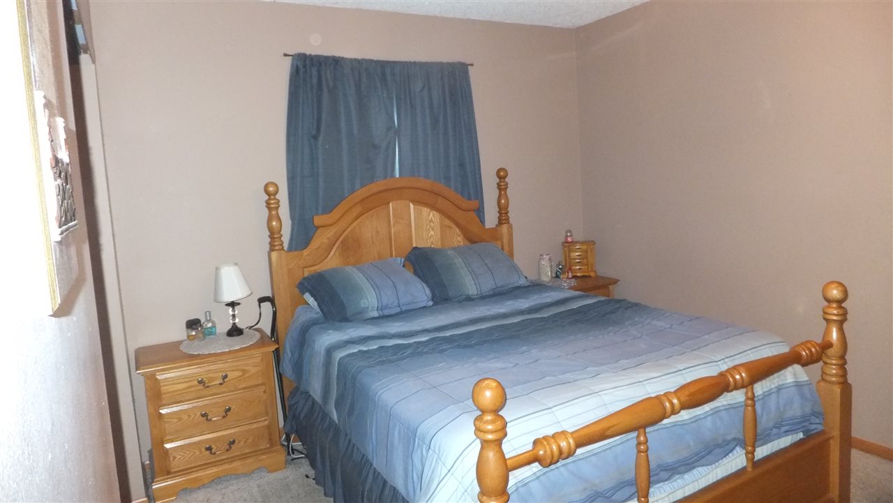 211 South View Drive Rochelle, IL 61068 - Photo 8 of 23 Gallery Image 8