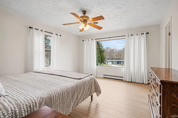 $525,000 | 11418 Fascination Way, Cromwell, IN 46732