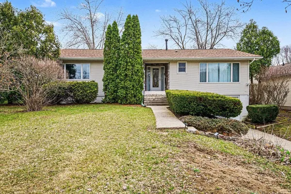 $525,000 | 11418 Fascination Way, Cromwell, IN 46732