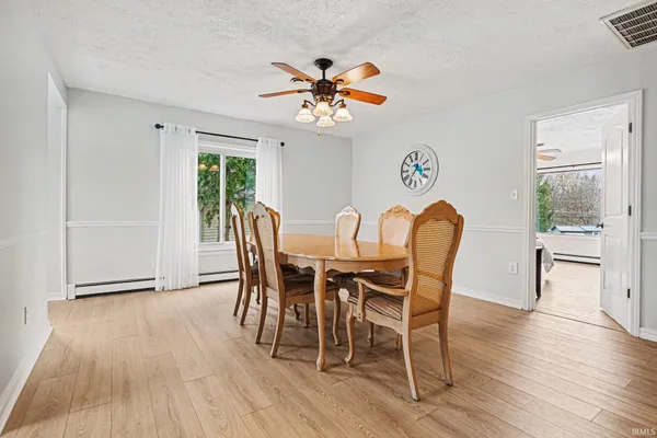 $525,000 | 11418 Fascination Way, Cromwell, IN 46732