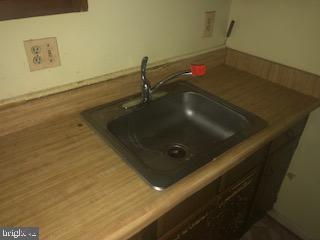 1421 Columbia Road Northwest, Unit 305 Washington, DC 20009 - Photo 4 of 10 INTERIOR