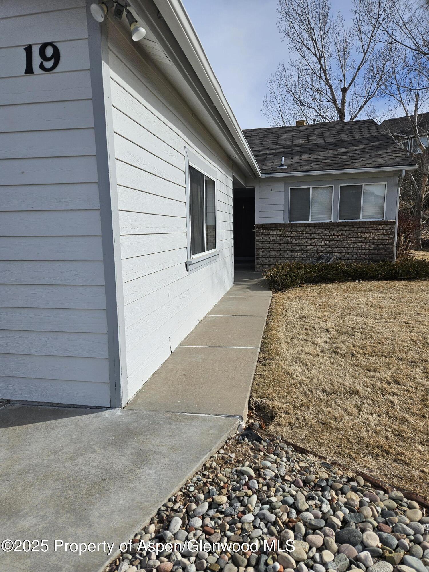 19 West Ridge Court Parachute, CO 81635 - Photo 2 of 2 1000008110