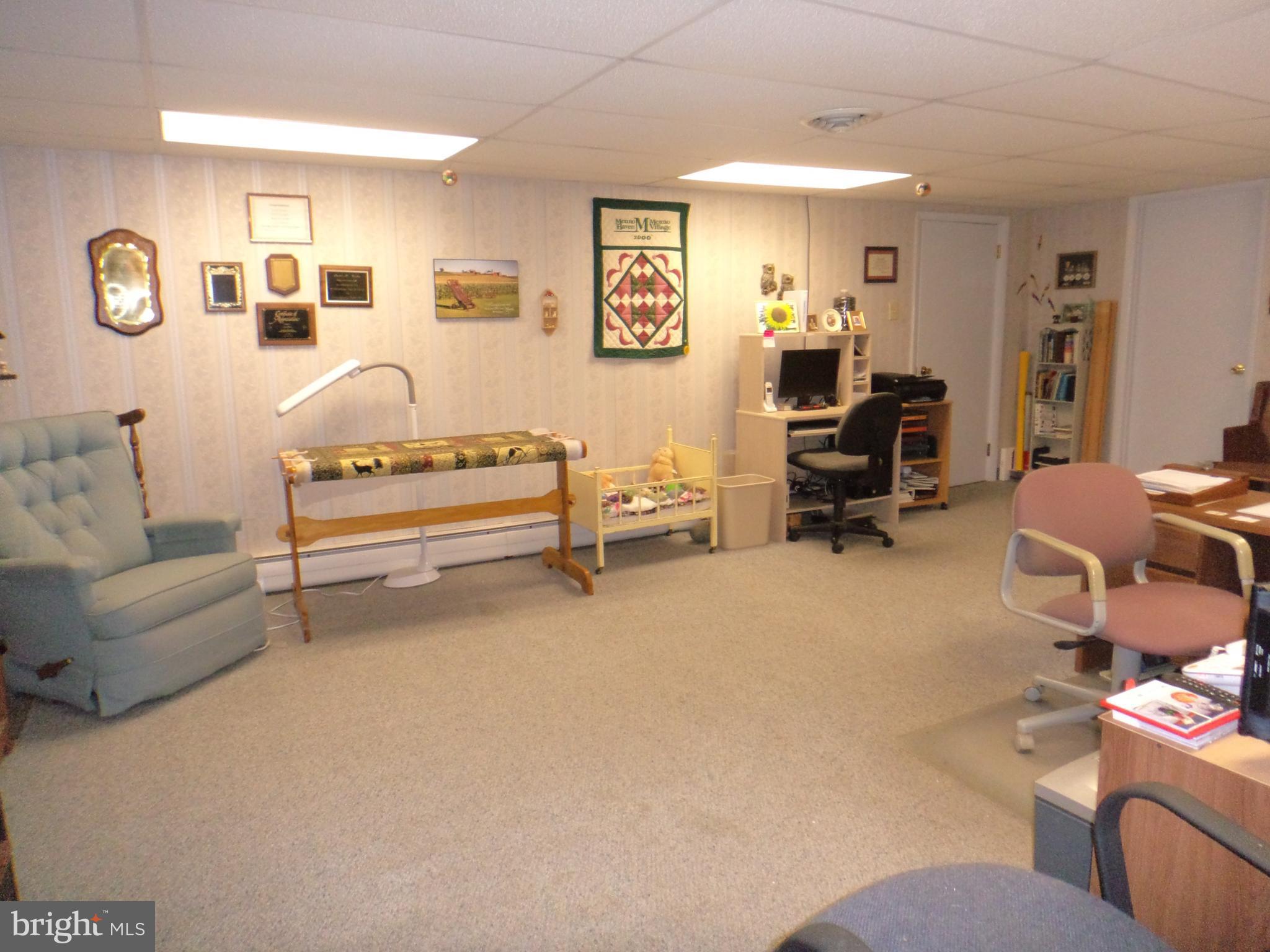 7364 Angle Road Chambersburg, PA 17202 - Photo 16 of 26 Family Room