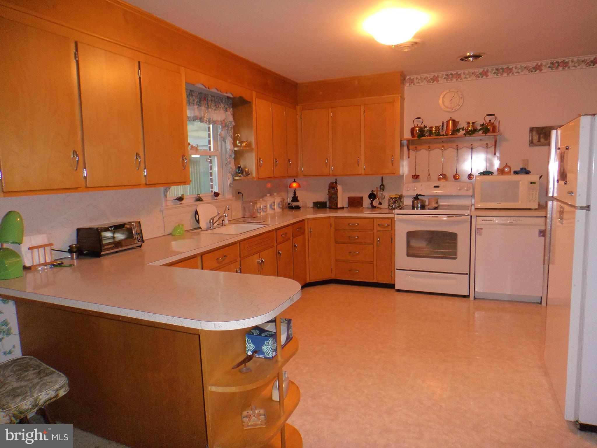 7364 Angle Road Chambersburg, PA 17202 - Photo 10 of 26 Kitchen