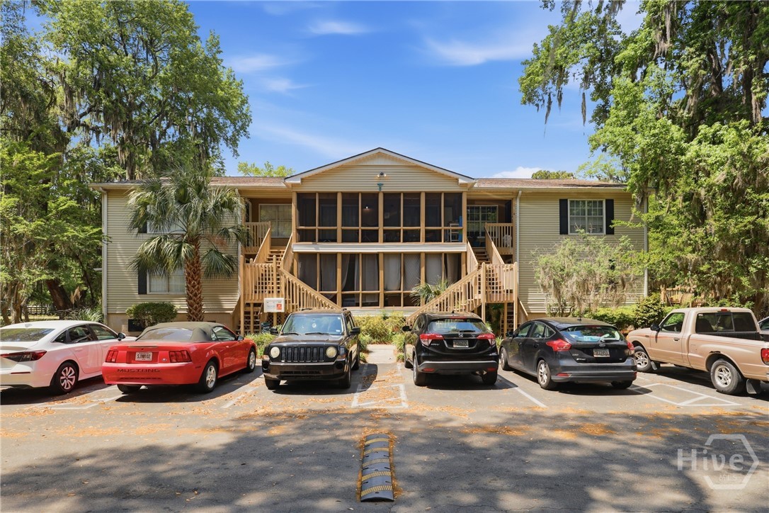 401 North Cromwell Road, Unit T3 Savannah, GA 31410 - Photo 23 of 26 Parking