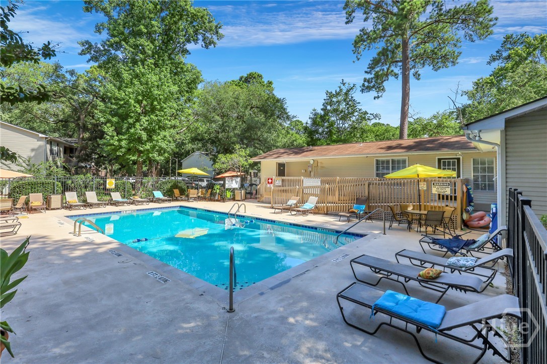 401 North Cromwell Road, Unit T3 Savannah, GA 31410 - Photo 26 of 26 Pool