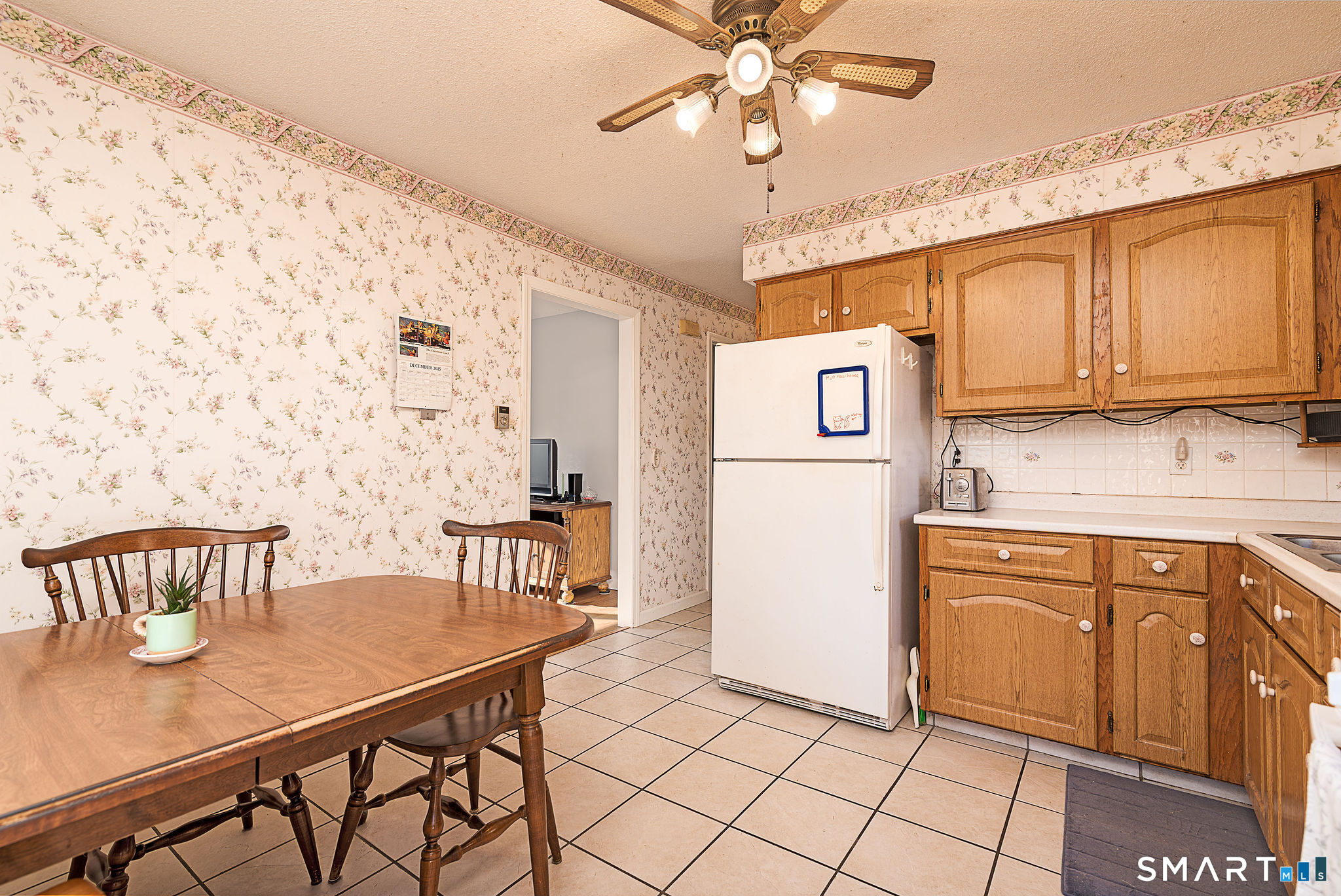 73 Mountain Hill Road North Grosvenordale, CT 06255 - Photo 3 of 40