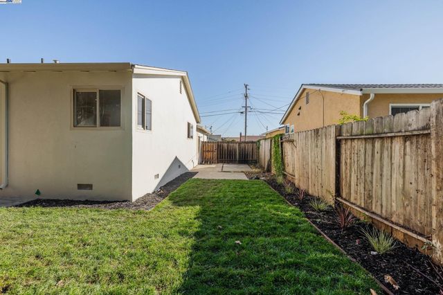 $888,000 | 1980 Dayton Avenue, San Leandro, CA 94579