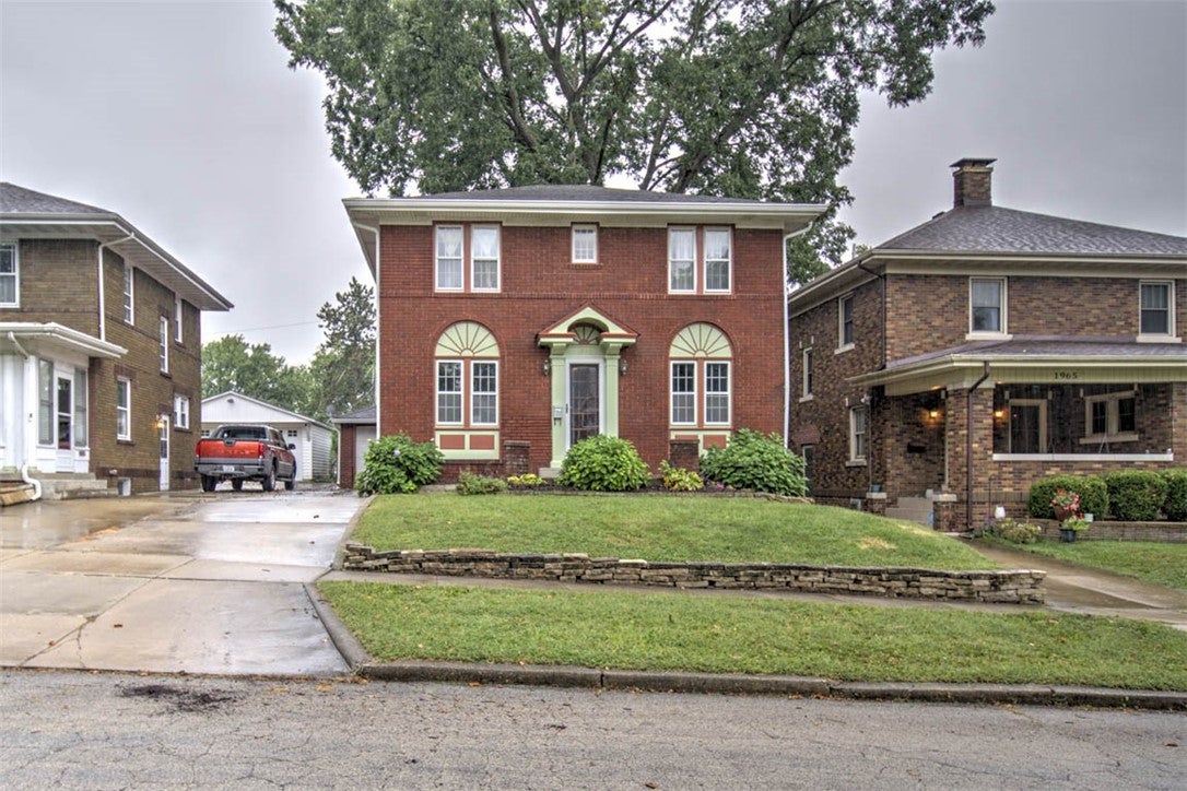 1945 West Wood Street Decatur, IL 62522 - Photo 1 of 22 Gallery Image 1