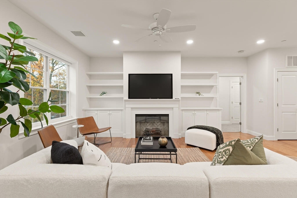 60 Coppersmith Way, Unit 202 Canton, MA 02021 - Photo 7 of 20