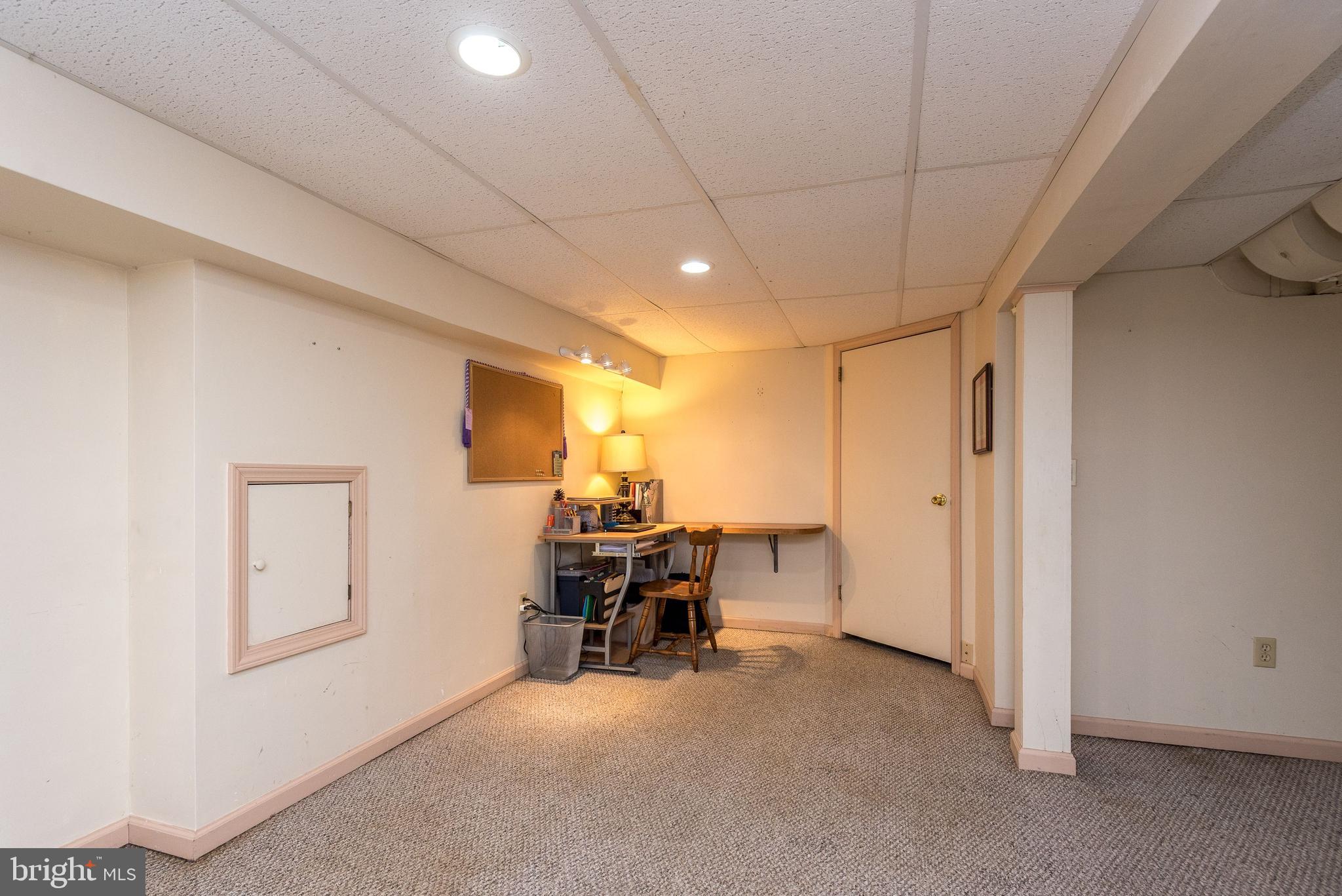 136 Windsor Road Yardley, PA 19067 - Photo 28 of 41 Gallery Image 28