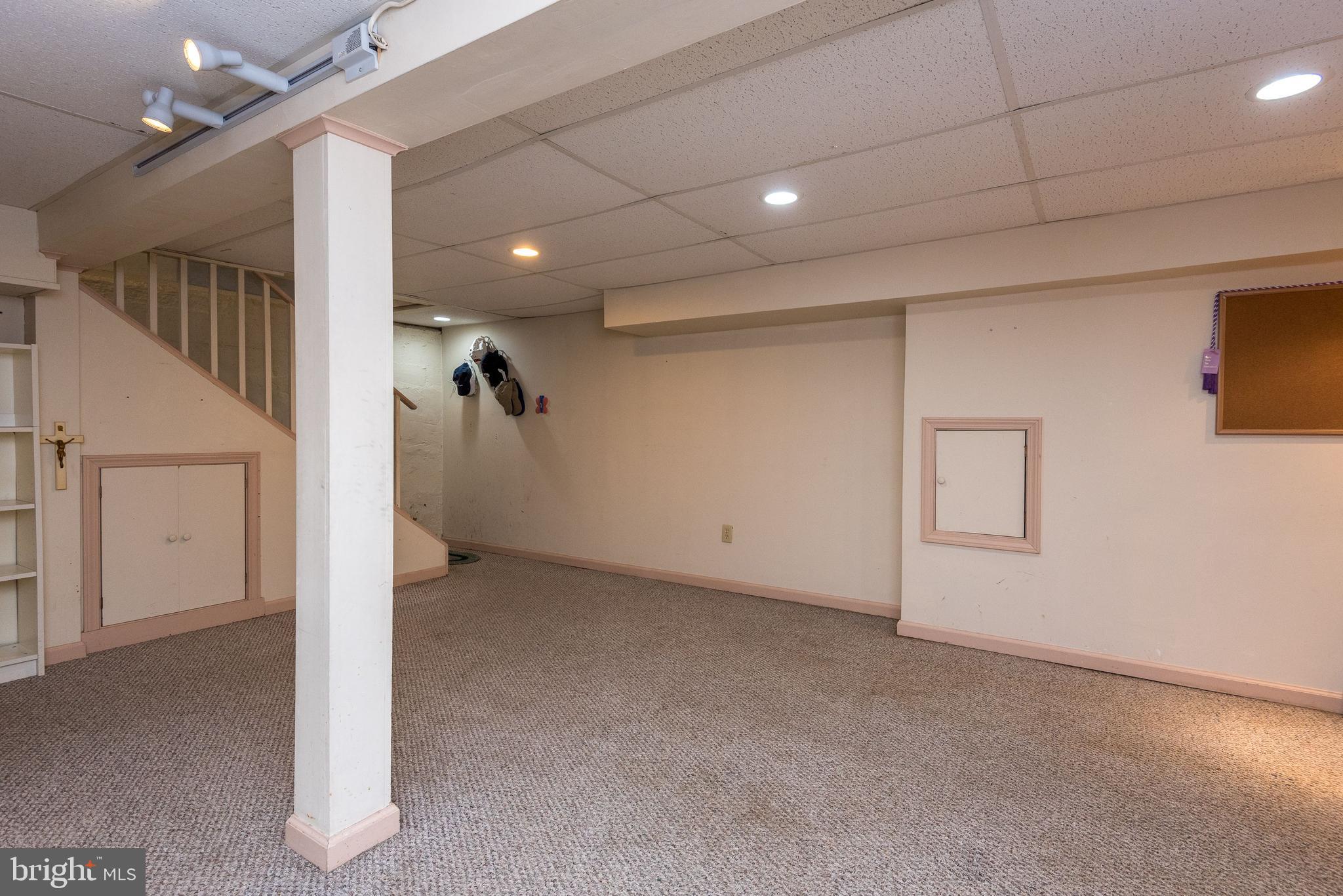 136 Windsor Road Yardley, PA 19067 - Photo 31 of 41 Gallery Image 31