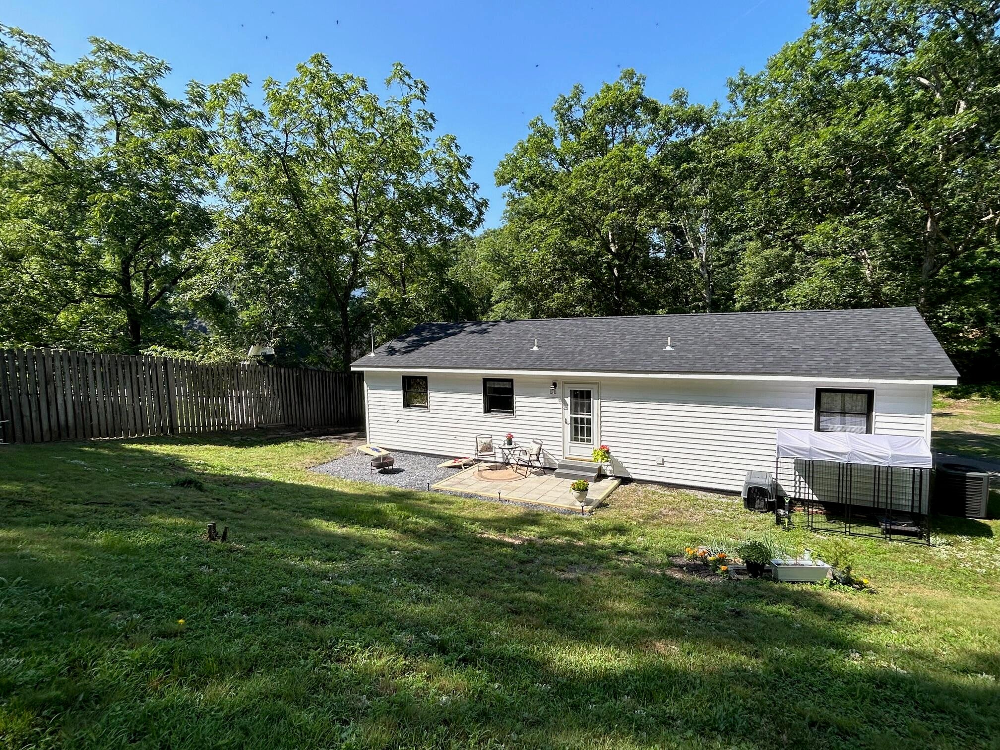 228 Rip Van Winkle Road White Sulphur Springs, WV 24986 - Photo 7 of 31 Gallery Image 7