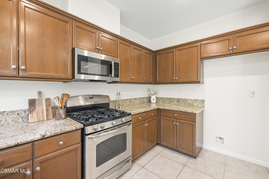 6782 Bountiful Lane Moorpark, CA 93021 - Photo 23 of 69
