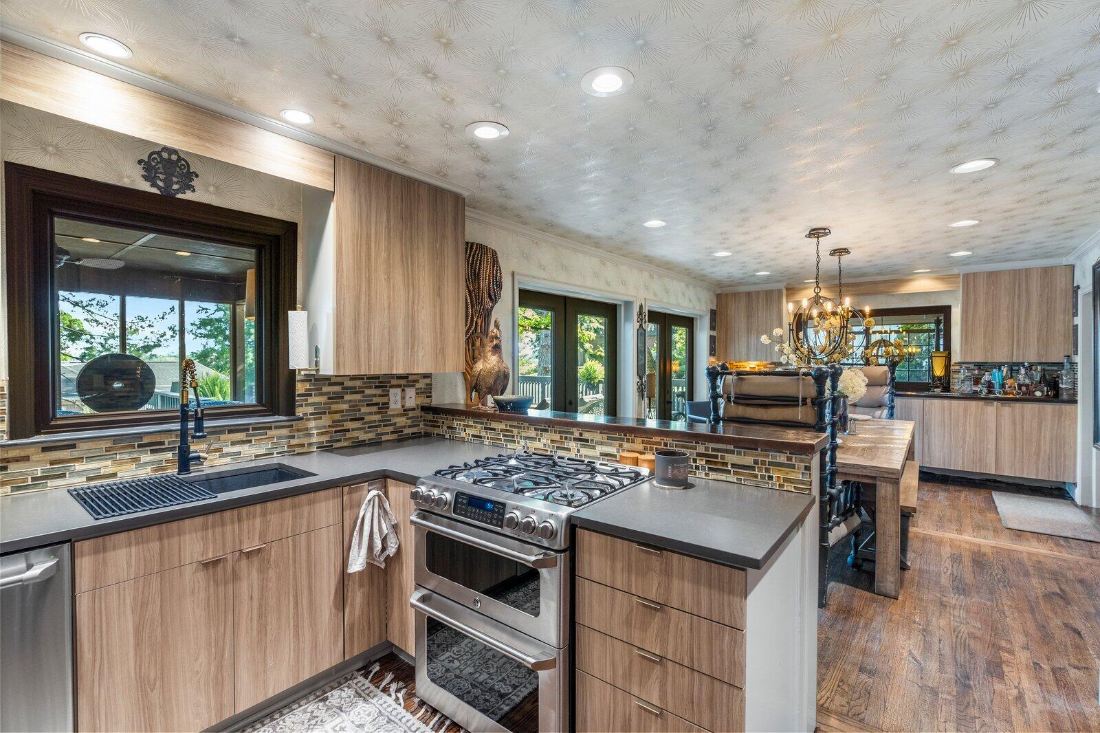 510 Winston Road Chattanooga, TN 37405 - Photo 19 of 40 510 Winston Rd-18