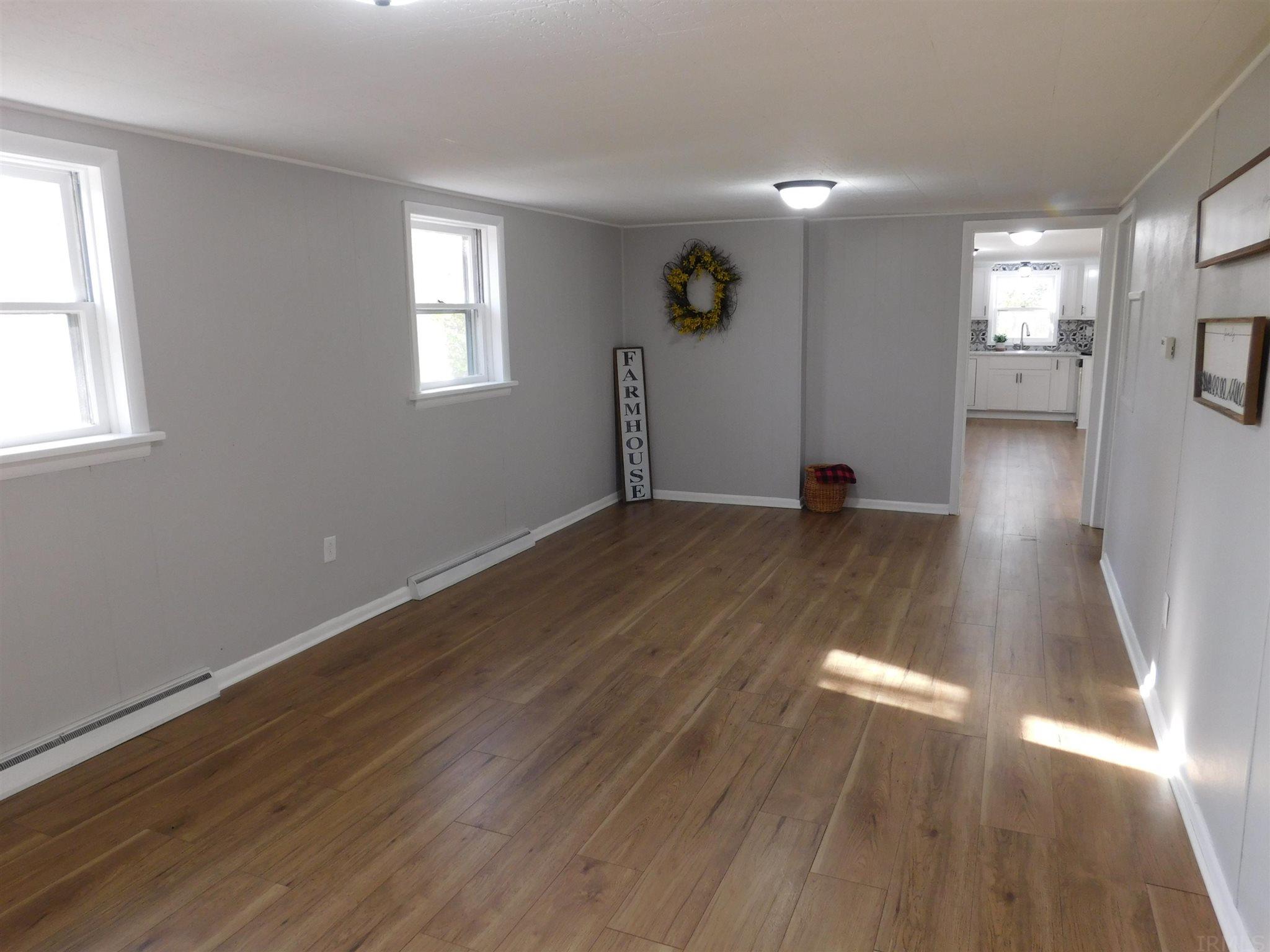 900 Robson Road Winona Lake, IN 46590 - Photo 12 of 31 Gallery Image 12