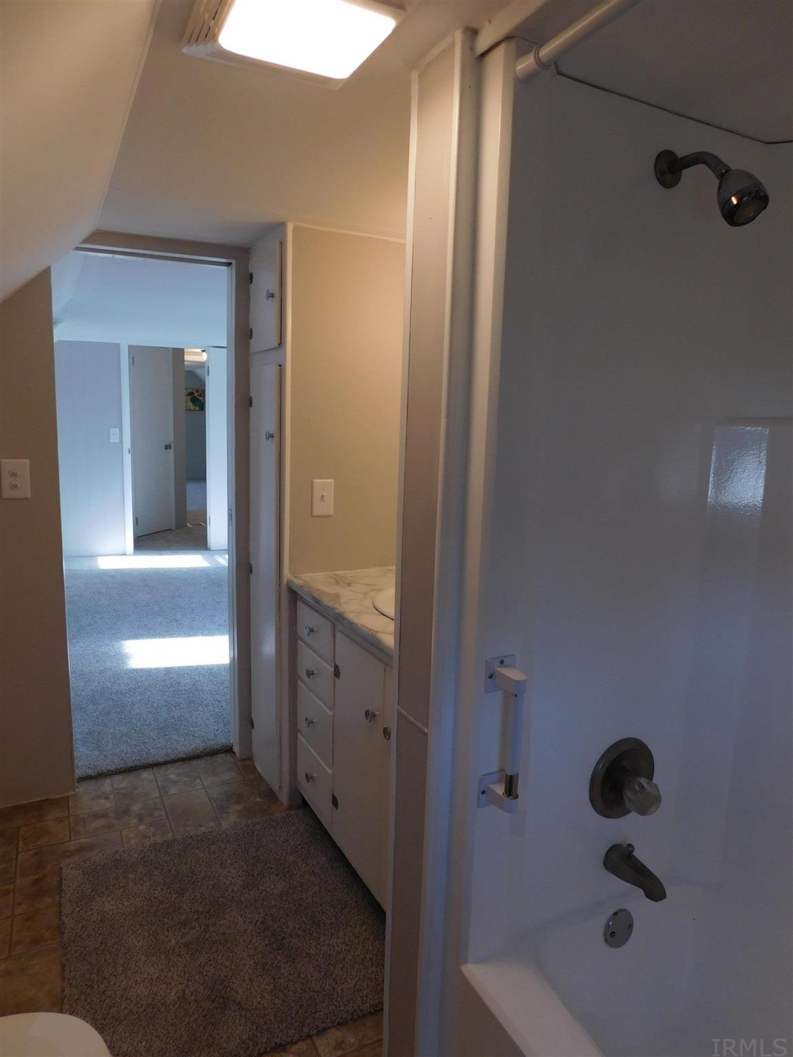 900 Robson Road Winona Lake, IN 46590 - Photo 20 of 31 Gallery Image 20