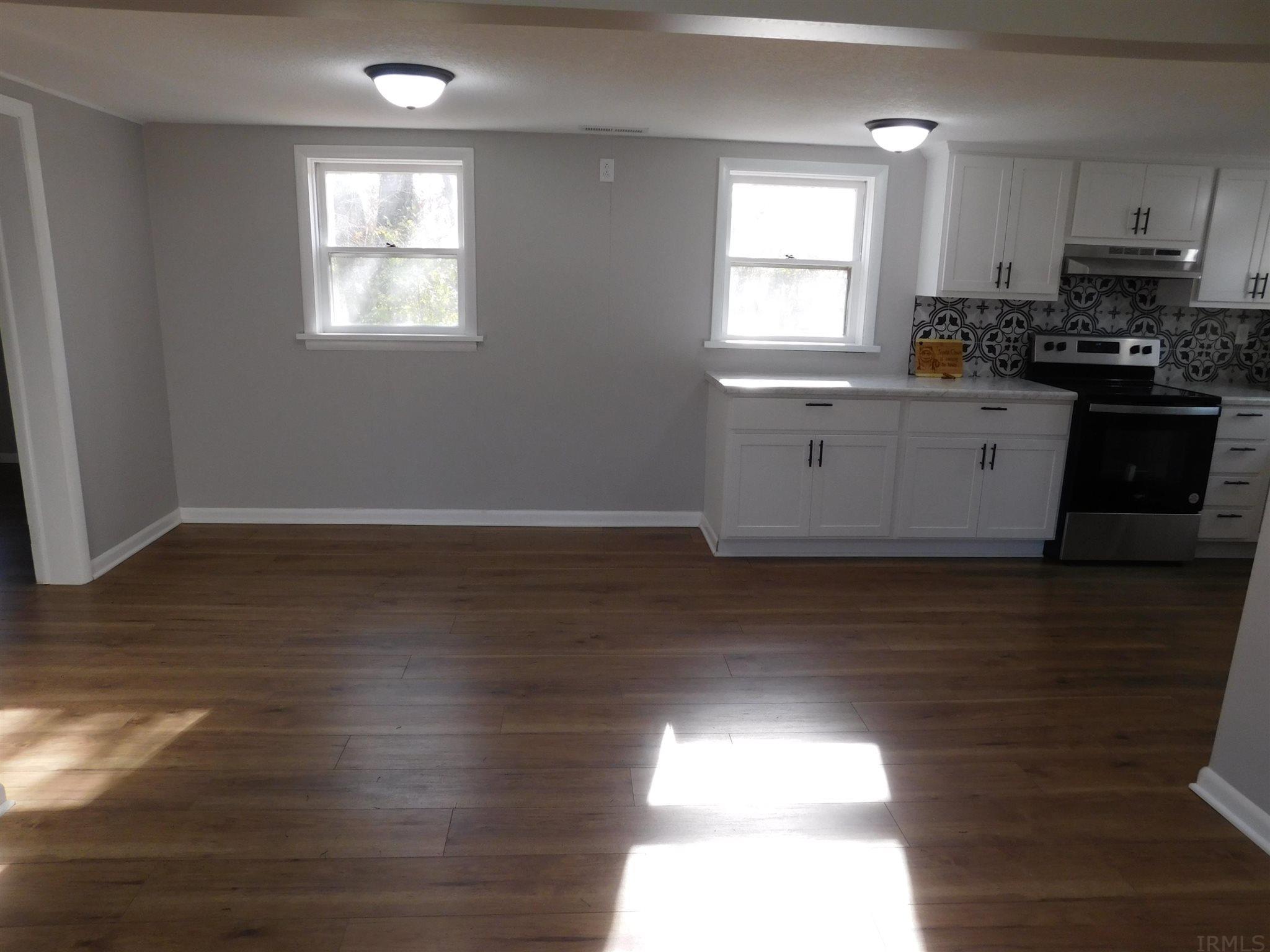 900 Robson Road Winona Lake, IN 46590 - Photo 10 of 31 Gallery Image 10