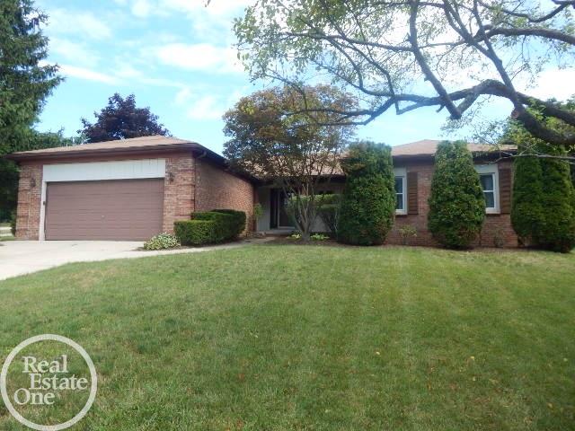 15 Stonetree Circle Rochester Hills, MI 48309 - Photo 1 of 29
