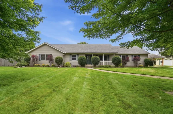 $475,000 | 1700 West Sparrow Road, Springfield, OH 45502