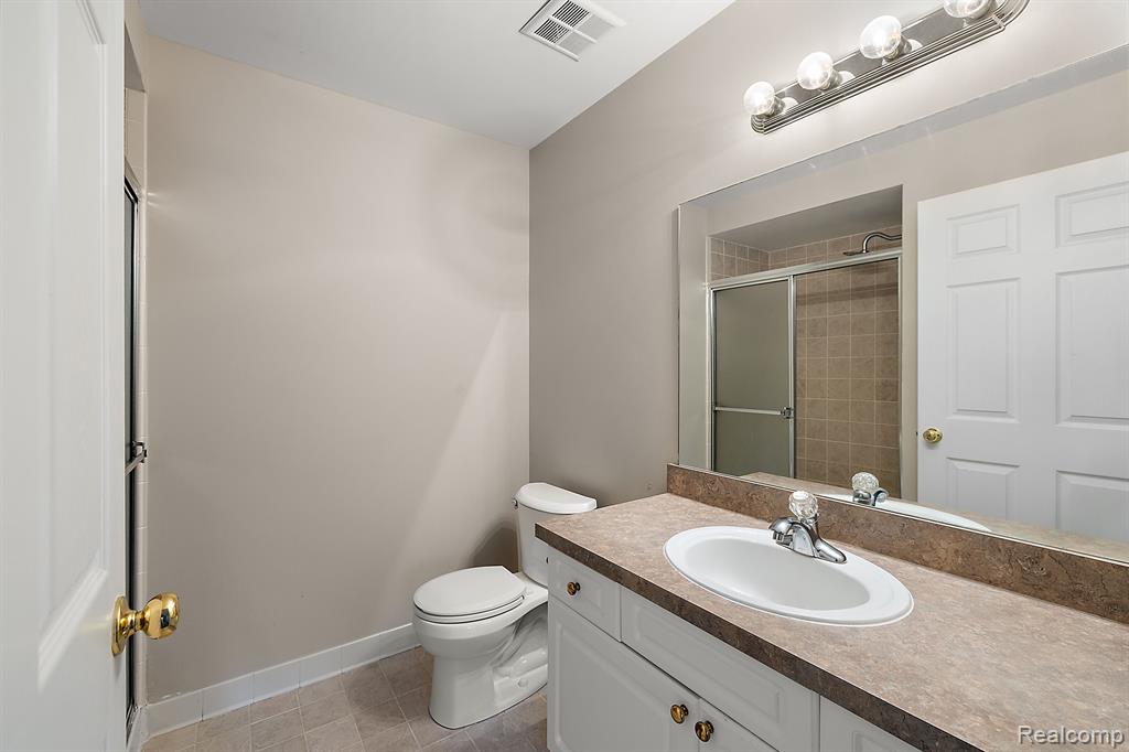 3707 Oakmonte Boulevard Rochester, MI 48306 - Photo 31 of 35
