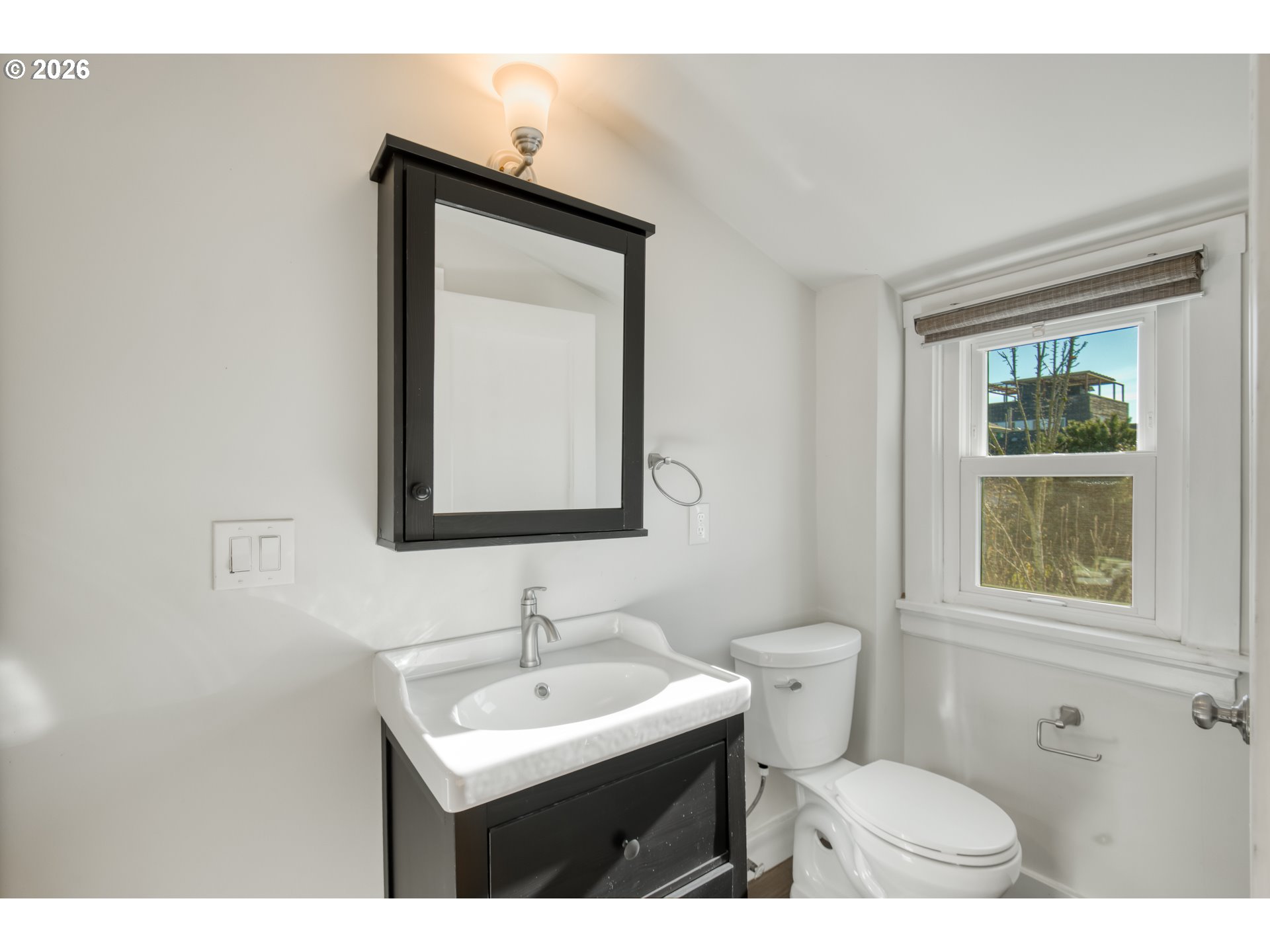 3724 Southeast Franklin Street Portland, OR 97202 - Photo 13 of 26