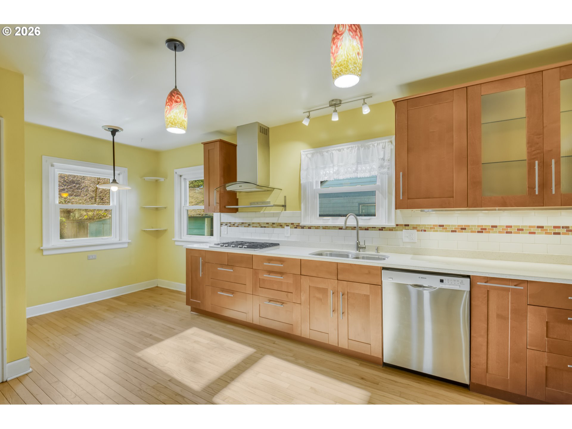 3724 Southeast Franklin Street Portland, OR 97202 - Photo 7 of 26