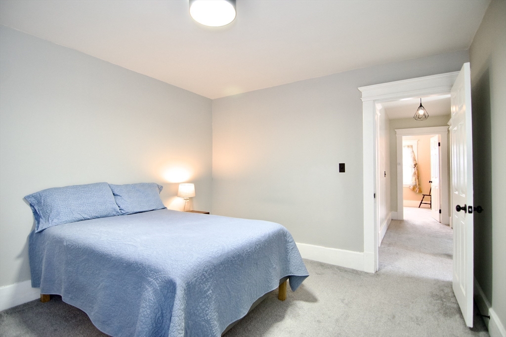 27 Rockland Street Springfield, MA 01118 - Photo 26 of 42