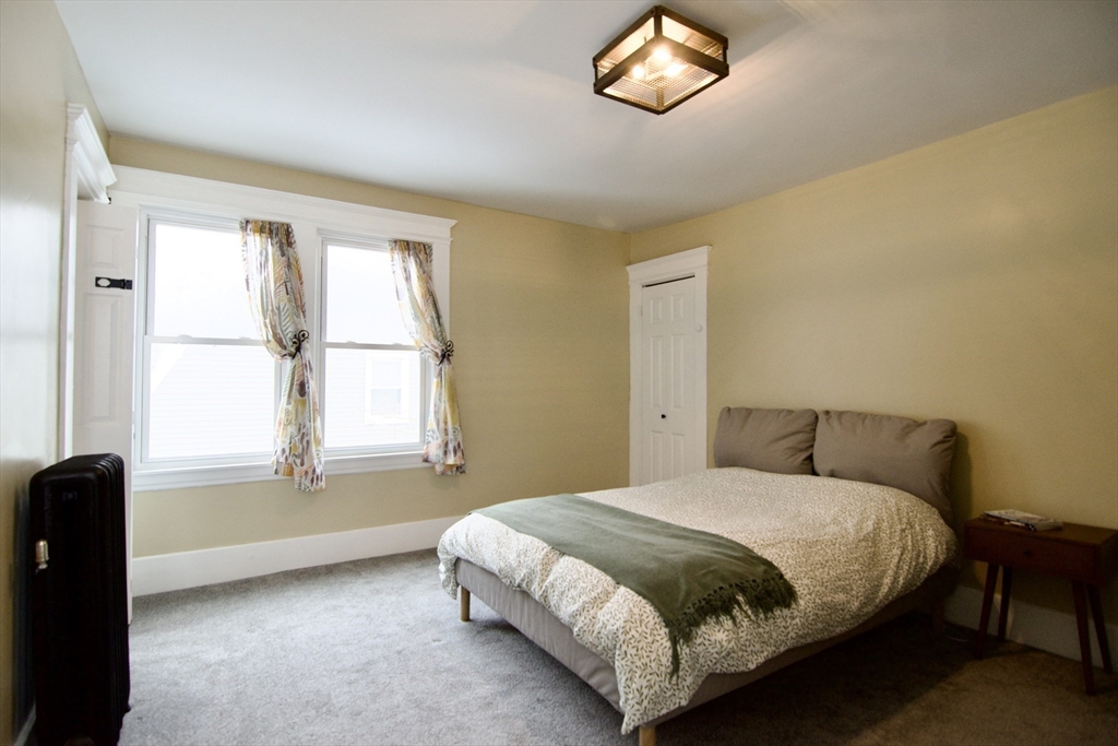 27 Rockland Street Springfield, MA 01118 - Photo 36 of 42