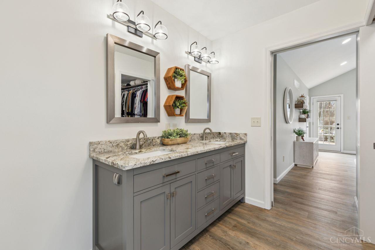 3907 Fulton Grove Road Cincinnati, OH 45245 - Photo 24 of 39 Gallery Image 24
