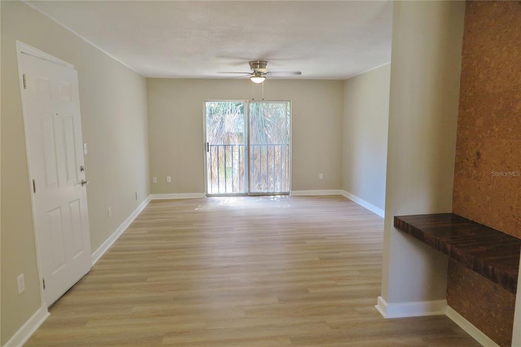 507 Northwest 39th Road, Unit 210 Gainesville, FL 32607 - Photo 10 of 16 Gallery Image 10
