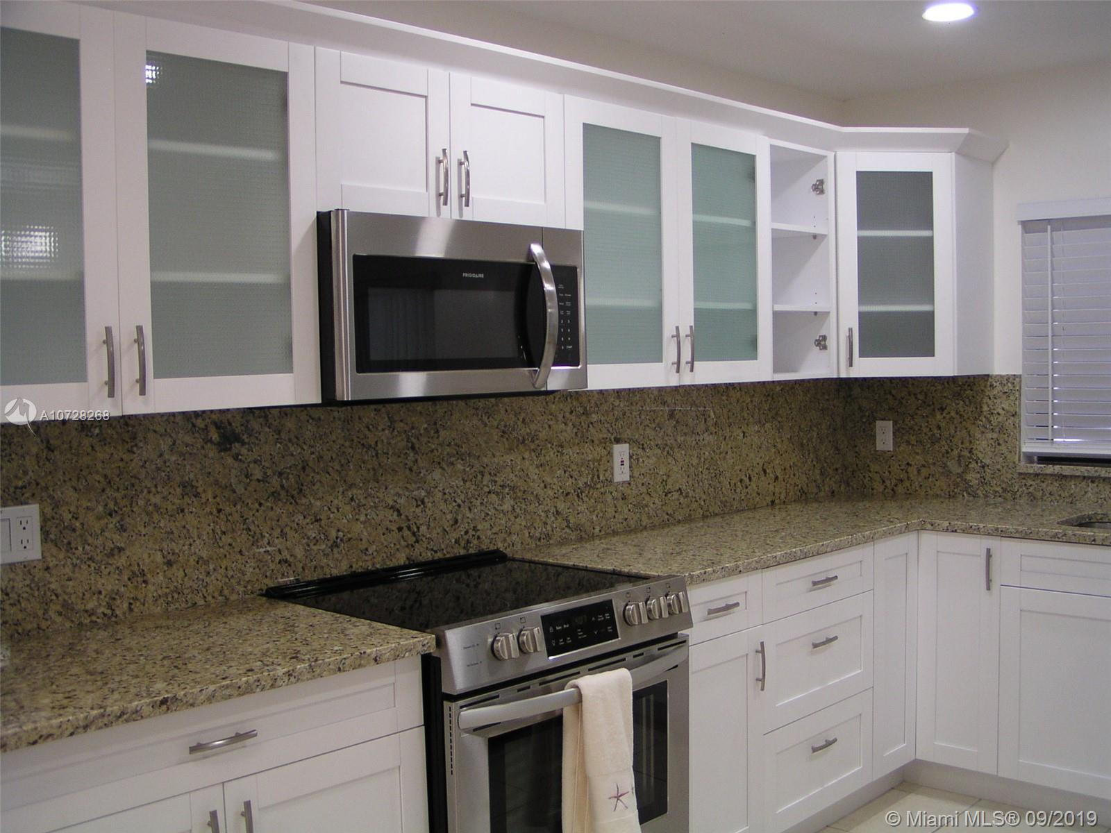 3069 Northwest 26th Avenue Boca Raton, FL 33434 - Photo 3 of 20 Gallery Image 3