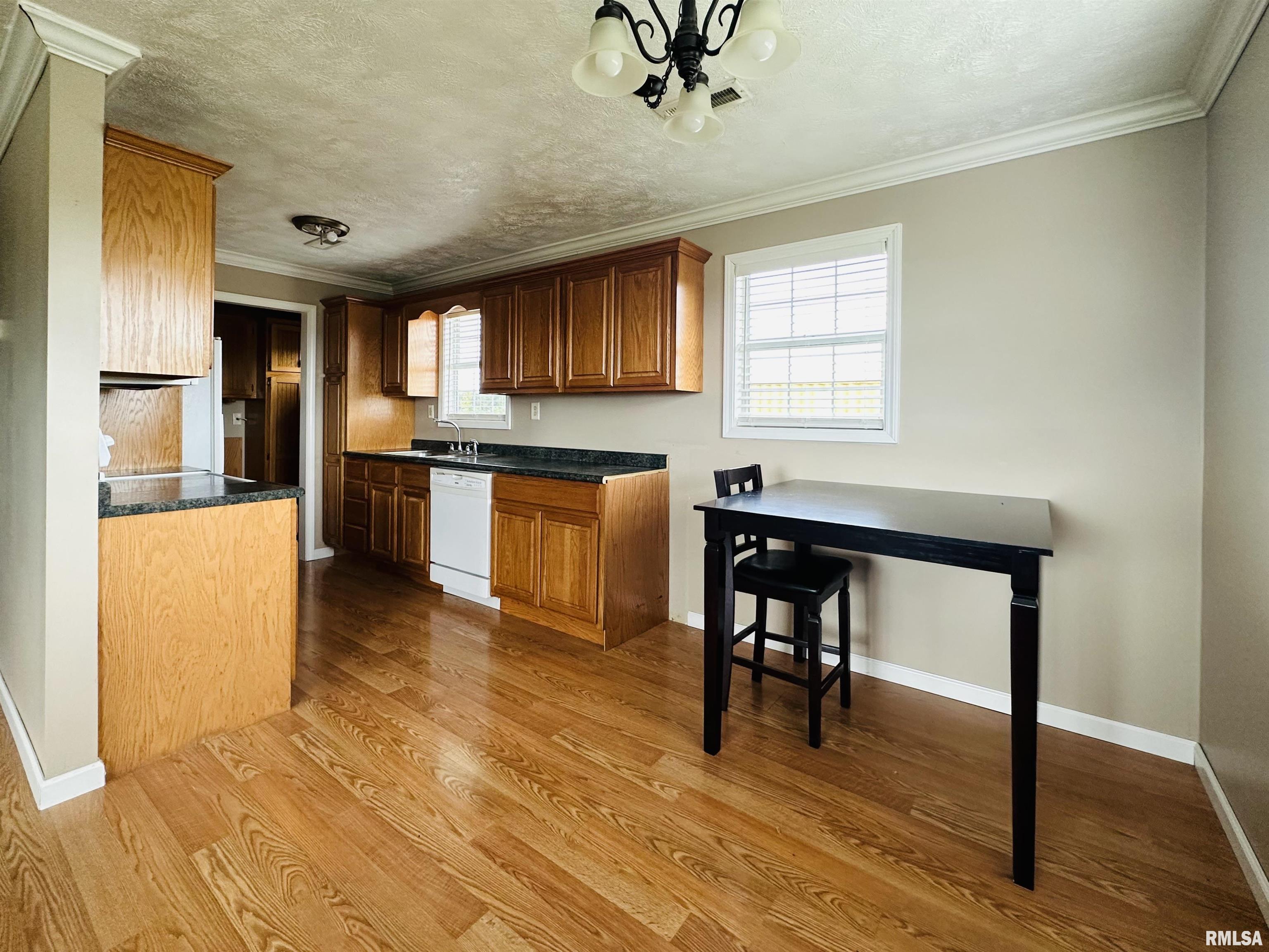 665 Kaid Road Eldorado, IL 62930 - Photo 13 of 22 Gallery Image 13