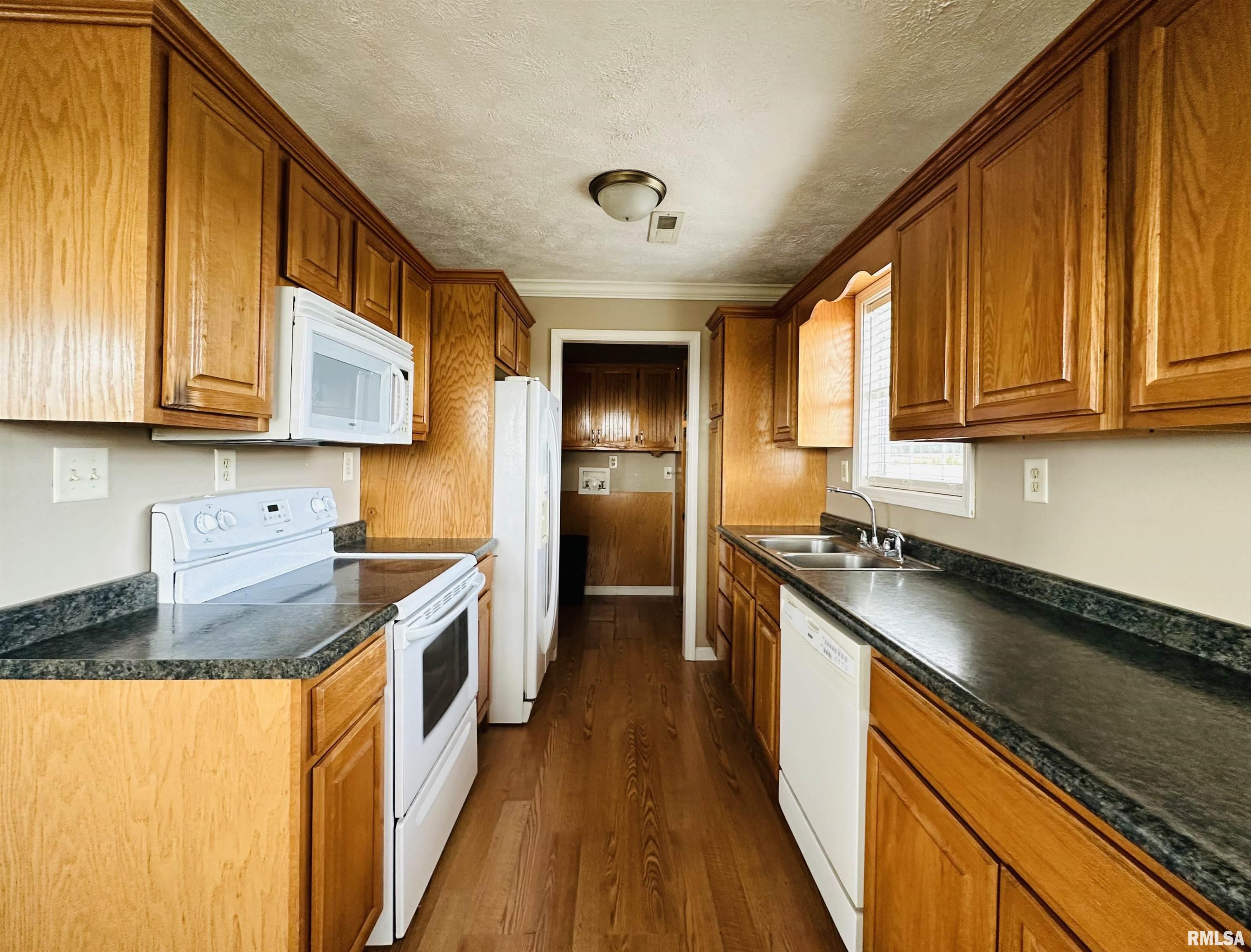 665 Kaid Road Eldorado, IL 62930 - Photo 14 of 22 Gallery Image 14