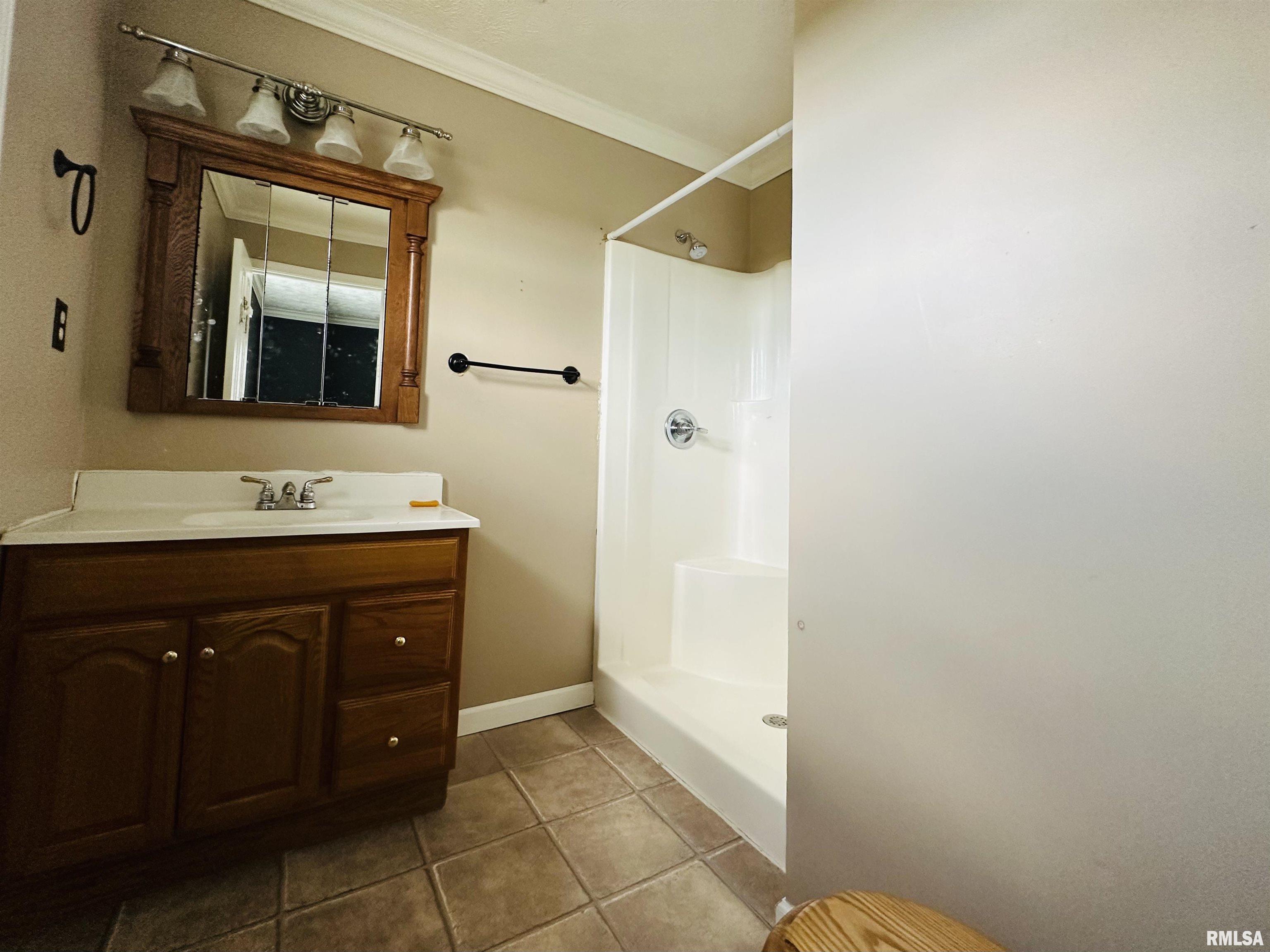 665 Kaid Road Eldorado, IL 62930 - Photo 21 of 22 Gallery Image 21