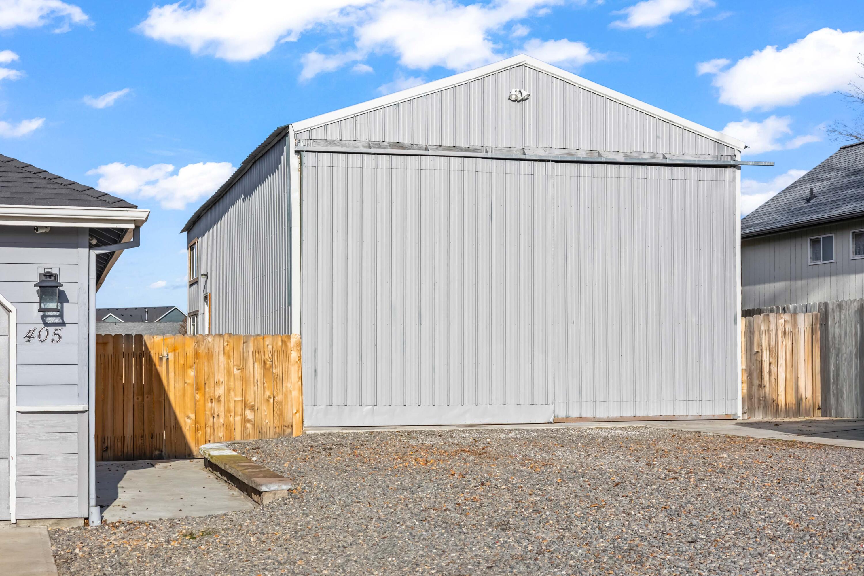 405 East D Street Culver, OR 97734 - Photo 4 of 49 a view of outdoor space and front view of a house