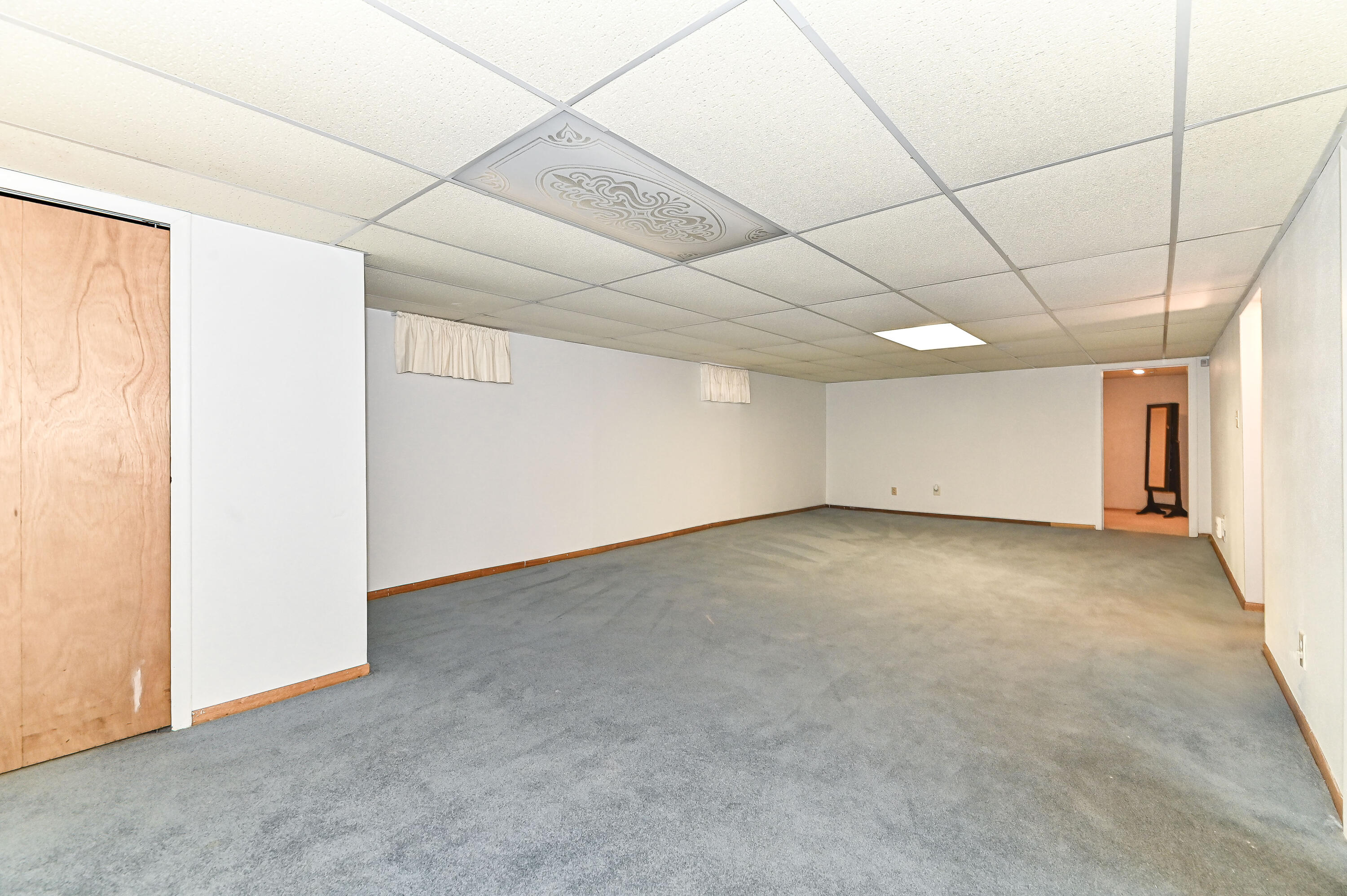 3170 Taylor Avenue Racine, WI 53405 - Photo 39 of 56 Taylor-43