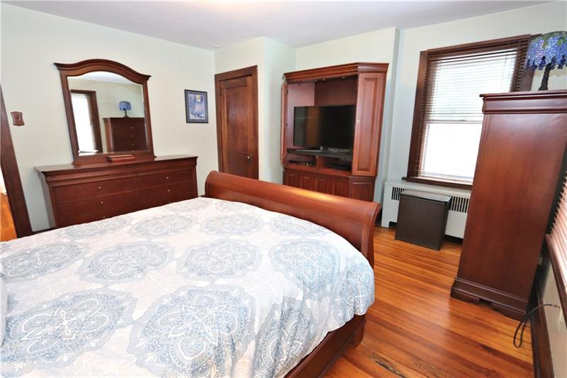 107 Edgecliff Road Carnegie, PA 15106 - Photo 11 of 25 Master Bedroom 2