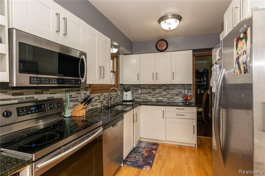 596 Bolinger Street Rochester Hills, MI 48307 - Photo 10 of 25