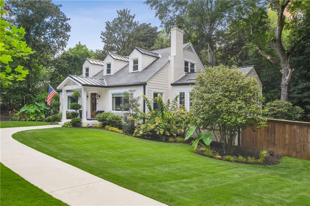 2035 Fairhaven Circle Northeast Atlanta, GA 30305 - Photo 2 of 45