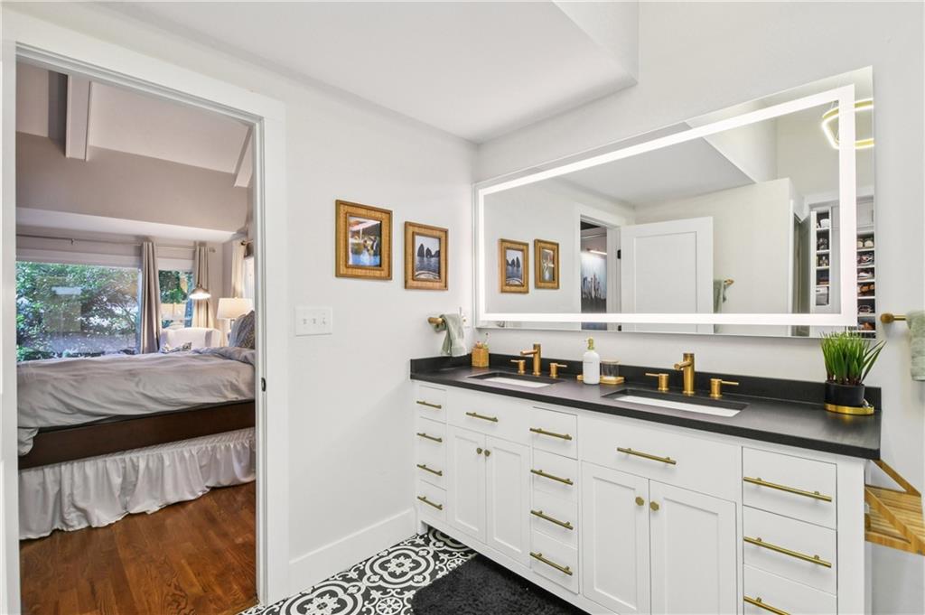 2035 Fairhaven Circle Northeast Atlanta, GA 30305 - Photo 26 of 45